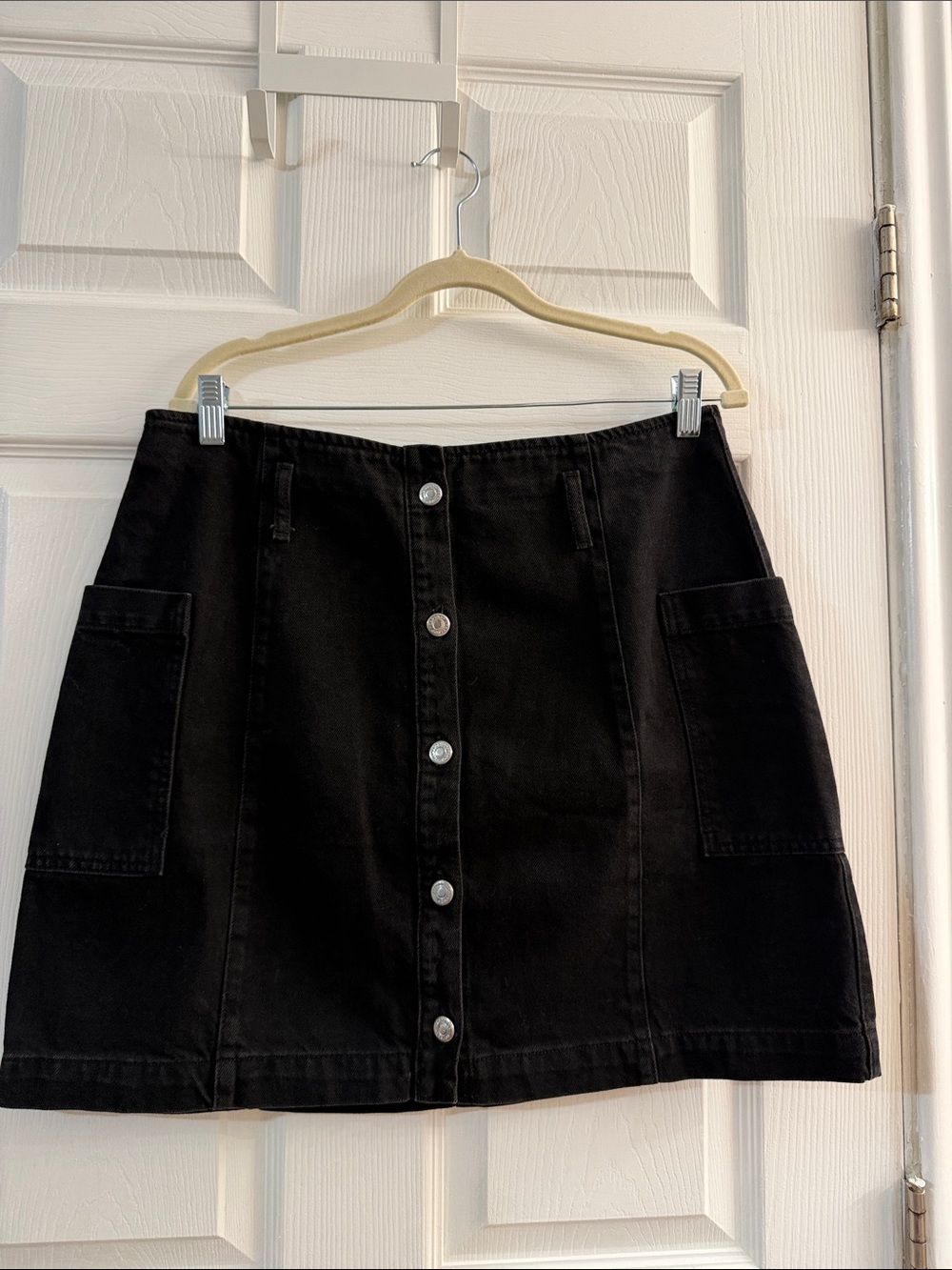 Topshop Black Button-Front Mini Skirt with Patch Pockets